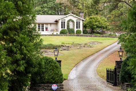 Mt. Paran - Northside, Atlanta GA - Neighborhood Guide | Trulia