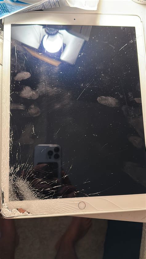 iPad Exploding 的图像结果