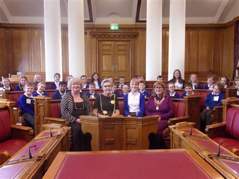 School Council Meet the Mayor and Mayoress of South Tyneside – Westoe ...