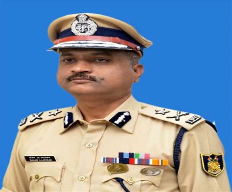 उत्कृष्ट सेवा पदक से सम्मानित किए गए CRPF के महानिरीक्षक संजय लाटकर ...