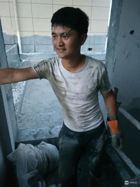 财景：镜头下的中国建筑工人 小工日薪仅百元（高清）(组图)-搜狐财经