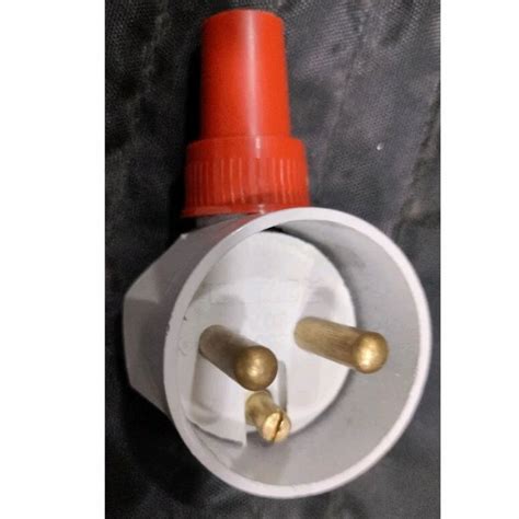 Metal Clad Plugs - 20 Amp 2 Pin Metal Socket Trader - Wholesaler ...