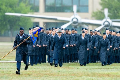 Air Force Basic Training Graduation 的图像结果