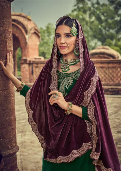 Buy Unstitched Pakistani Winter Velvet Salwar Suits – Stilento