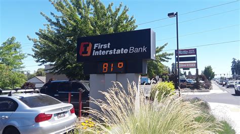 FIRST INTERSTATE BANK - 1700 NE 3rd St, Bend OR - Hours, Directions ...
