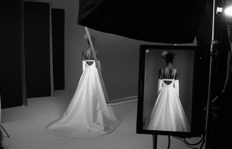 Vera Wang Bride 的图像结果