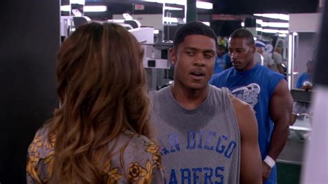 ausCAPS: Pooch Hall shirtless in The Game 1-08 "The Trey Wiggs Episode"
