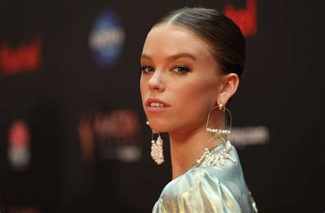 Milly Alcock Height, Net Worth, Age, Parents, Boyfriend, Career, Bio, and More