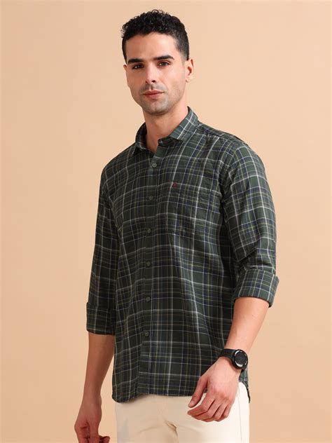 Shop Men Green Regular Fit Checks Full Sleeve Casual Shirt Online
