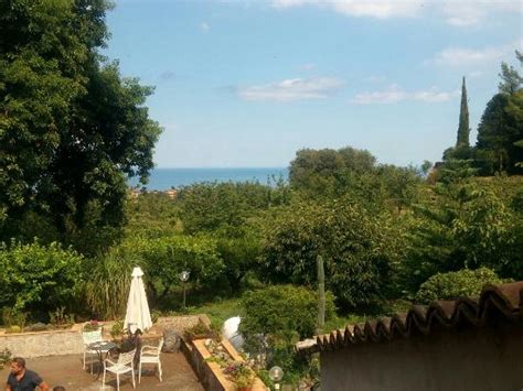 BAGLIO DELLE ROSE (Giarre) - B&B Reviews, Photos, Rate Comparison ...