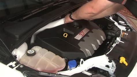 How to Install Spark Plug Insert Small Engine 的图像结果