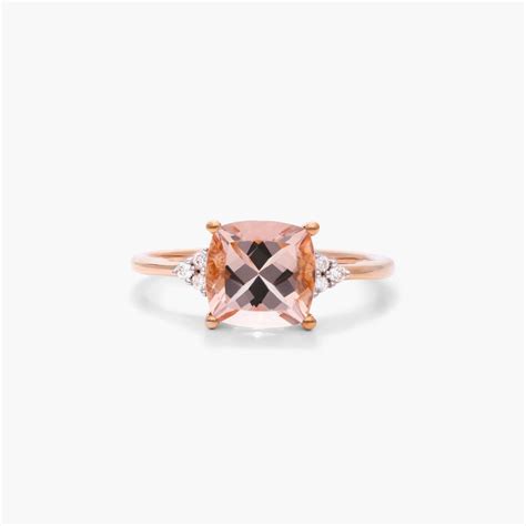 Platinum vs White Gold: How to Choose - International Gem Society