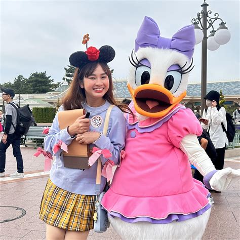 How to book a Tokyo Disney Vacation Package, and Cost?