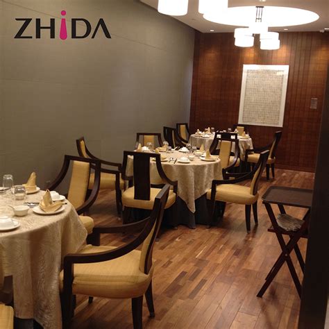 Restaurant Tables and Chairs 的图像结果