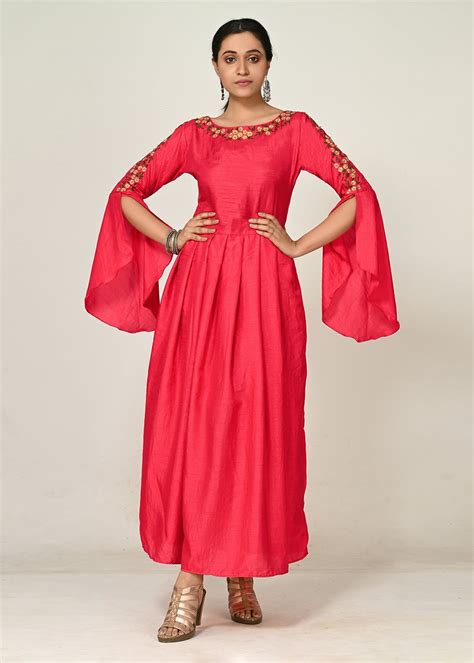 Get Vermilion Red Dola Silk Hand Embroidered Gown at ₹ 2763 | LBB Shop
