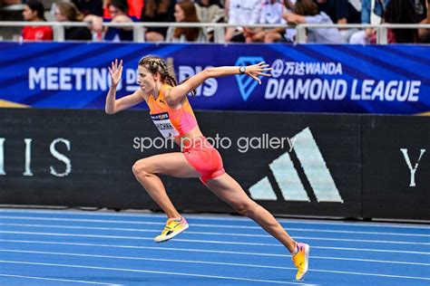 Yaroslava Mahuchikh Ukraine sets World Record High Jump Diamond League ...