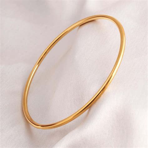 Shop Slim BangleGold Bracelet for Women - PALMONAS