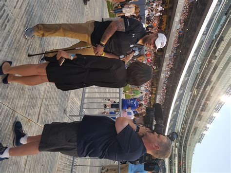 Media coverage helps world hear wounded warriors | Article | The United ...