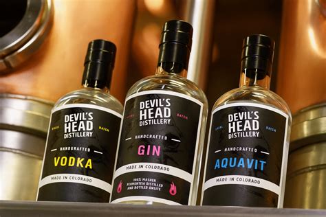 How to Make Spirit Bottle Labels That Truly Connect With Buyers