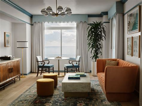 Inside the Georgian Hotel [PHOTOS]