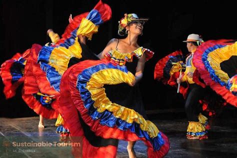 La Cumbia Colombiana: Ritmo, Historia y Herencia Cultural - Turismo ...