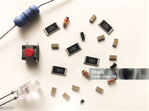 Electronic Components 的图像结果