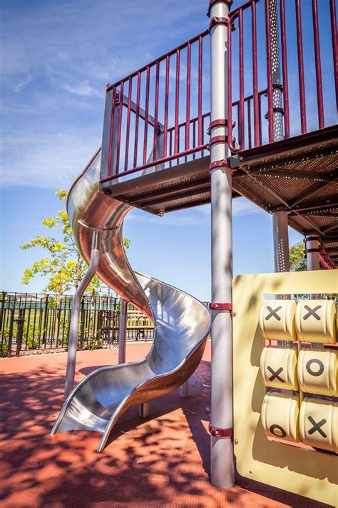 Friends Field - Site Specialists