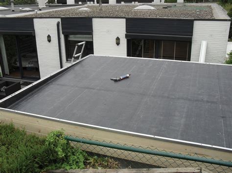 EPDM Roofing material for flat roofs