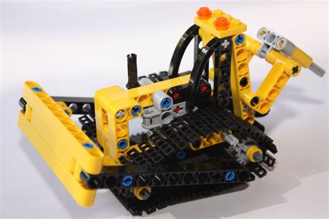 Just Another Lego Blog: Reveiw : Lego Technic 9391 Tracked Crane (Part 1)