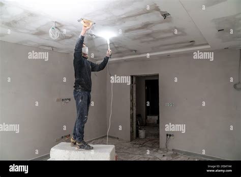 Sanding Ceiling 的图像结果