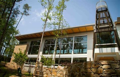 La Vestavia Hills Library : une bibliothèque dans les arbres - Livres Hebdo