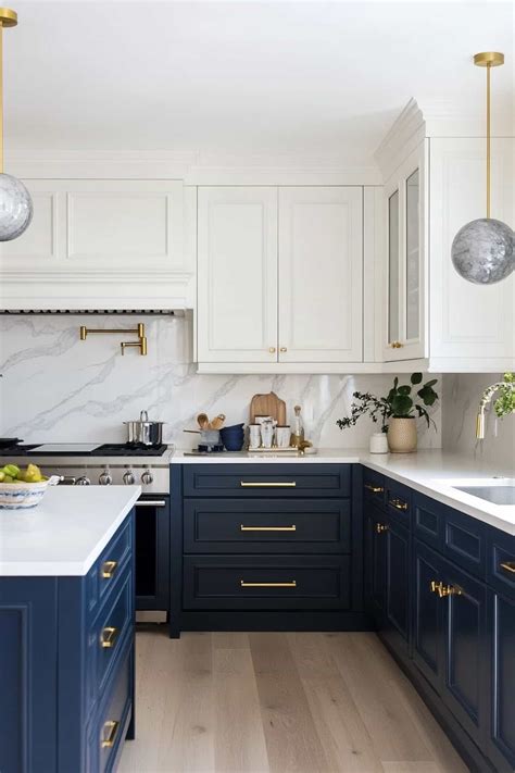 62 Gorgeous Navy Blue Kitchen Cabinets (for Every Style)