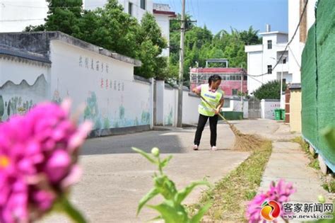 赣州市委、市政府出台文件支持赣州经开区建设全国一流国家级经开区 | 赣州经济技术开发区