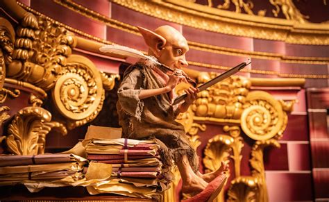 Universal Shares SNEAK PEEK Inside NEW Harry Potter Attraction Coming ...