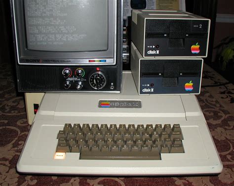 Apple II Computer Collection 的图像结果