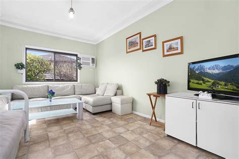 10 Endeavour Street, Seven Hills NSW 2147 - House For Rent | Domain