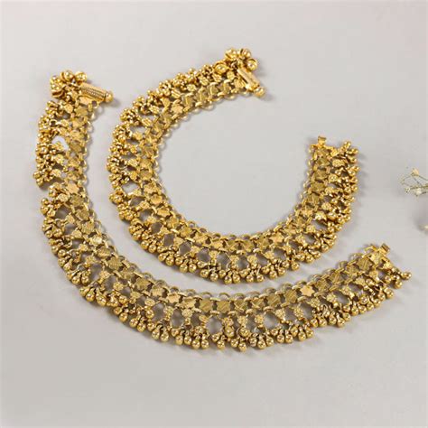 Pavitra Golden Ghunghroo Silver Anklets – PP Jewellers