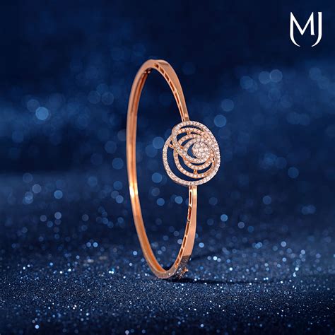 Buy Real Diamond Bracelet Online | Real Diamond Bracelet by Manubhai.