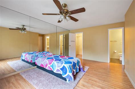 10479 Paradise Court - Manassas