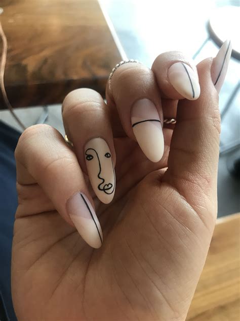 Nail art Geometric nail art Abstract face | Silhouette nails, Geometric ...