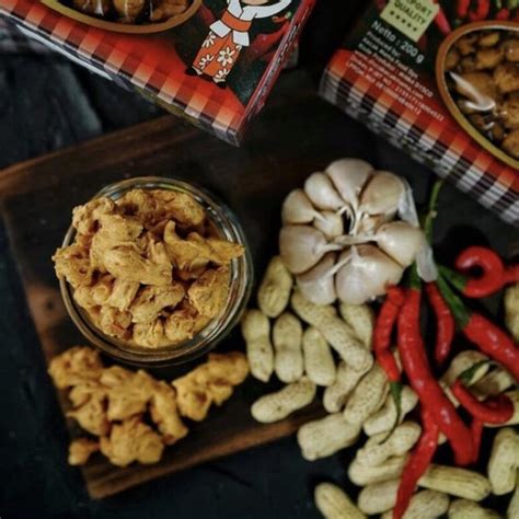 Jual Kacang Disco ajik krisna oleh oleh khas bali gurih&renyah 200 gram ...