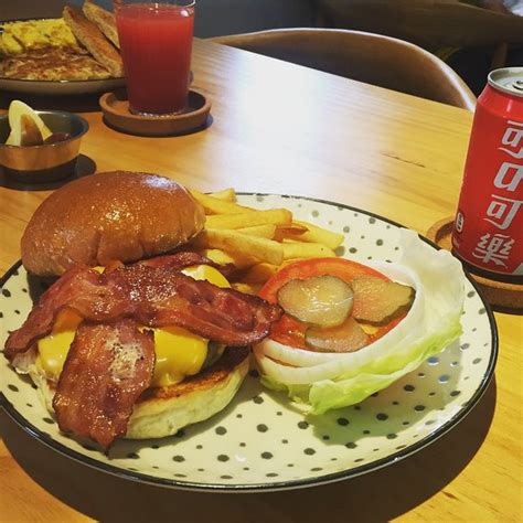 XIXI AMERICAN RESTAURANT, Hengchun - Restaurant Reviews & Photos ...