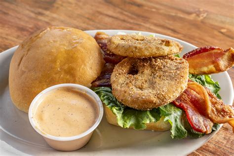Gallery - The Trace Grill - Family Style Restaurant in Ridgeland, MS