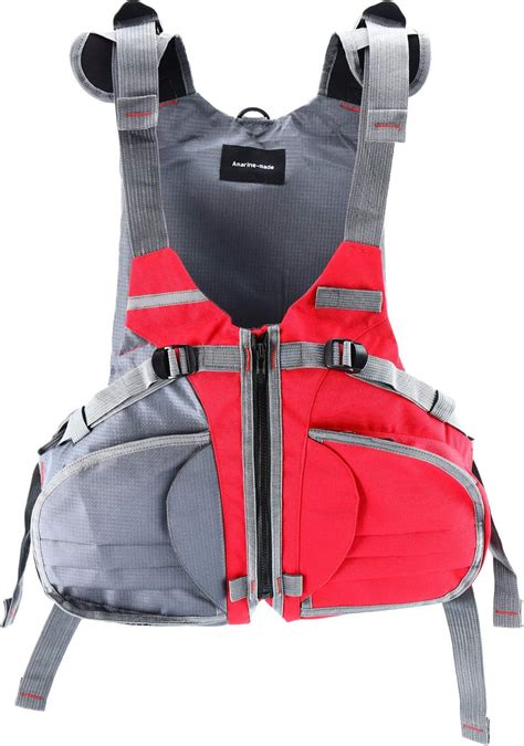 Best Kayak Fishing Life Vests of 2021 – Ultimate Round-up