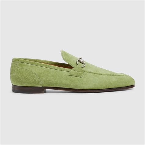 Mocassins Gucci Jordaan pour homme en daim vert | GUCCI® FR
