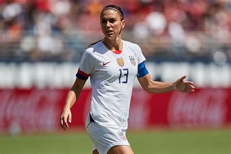 Alex Morgan Soccer Model 的图像结果