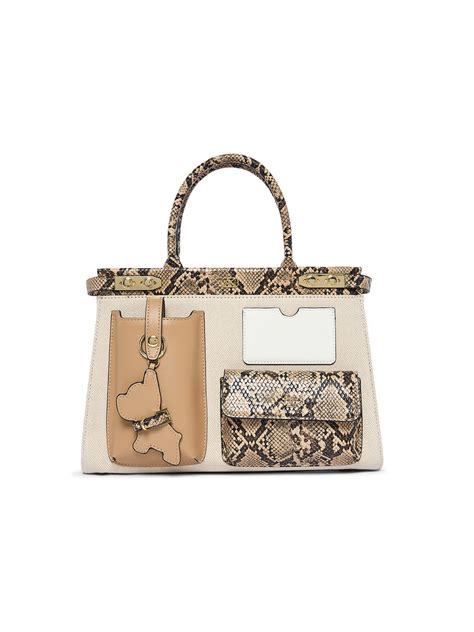 Akiki London: Effortless Elegance in Every Handbag