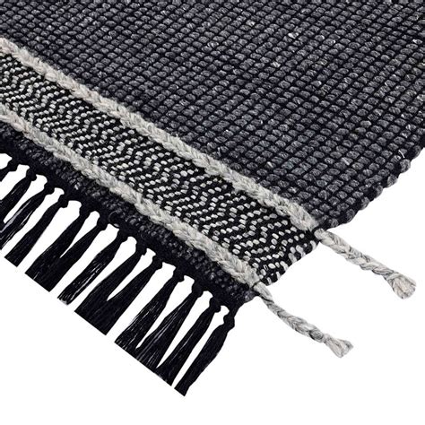 Hutton Black Flatweave Accent Rug 3x5 | At Home