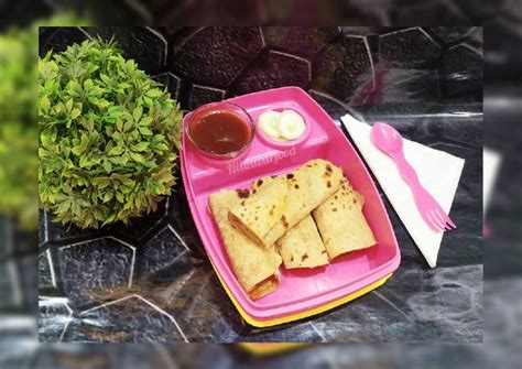 Potato Chapati Roll Recipe by Sakshi Nillawar - Cookpad