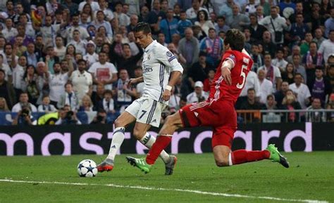 Cristiano Ronaldo becomes first to score 100 Champions League goals ...